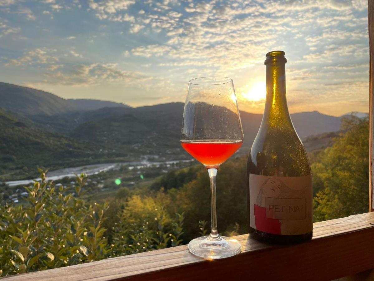 Sadmeli Winery Hotel Ambrolauri Exterior foto
